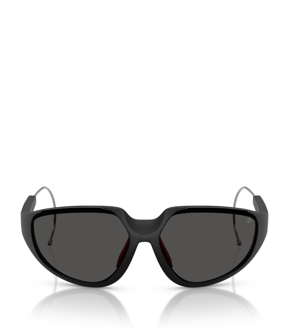Moncler Laszer irregular sunglasses model 0ME8008, UK version
