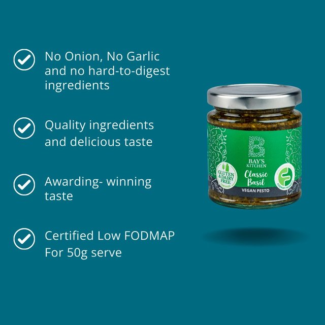 Bay's Kitchen Classic Basil Vegan Pesto   190g GOODS M&S   