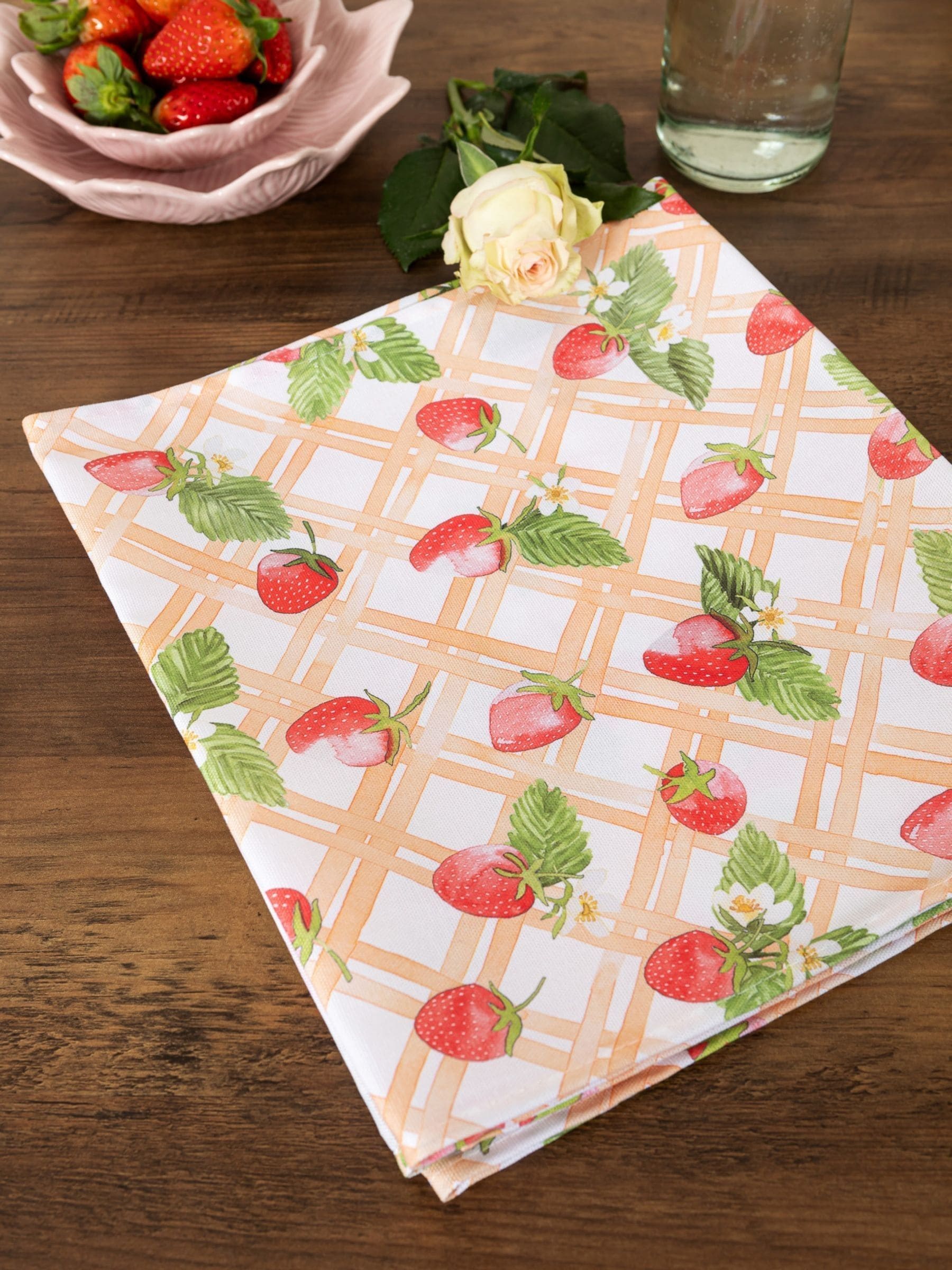 Avalon Home red strawberry table runner 32x230cm, imported from the UK