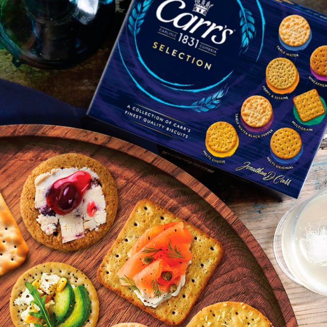 Carr's Crackers Selection   200g GOODS M&S   