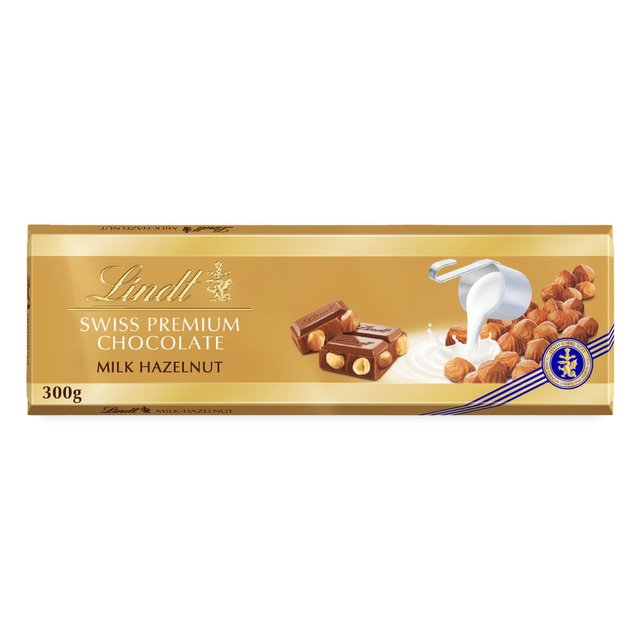 Lindt Gold Bar Milk Chocolate & Hazelnut   300g GOODS M&S   