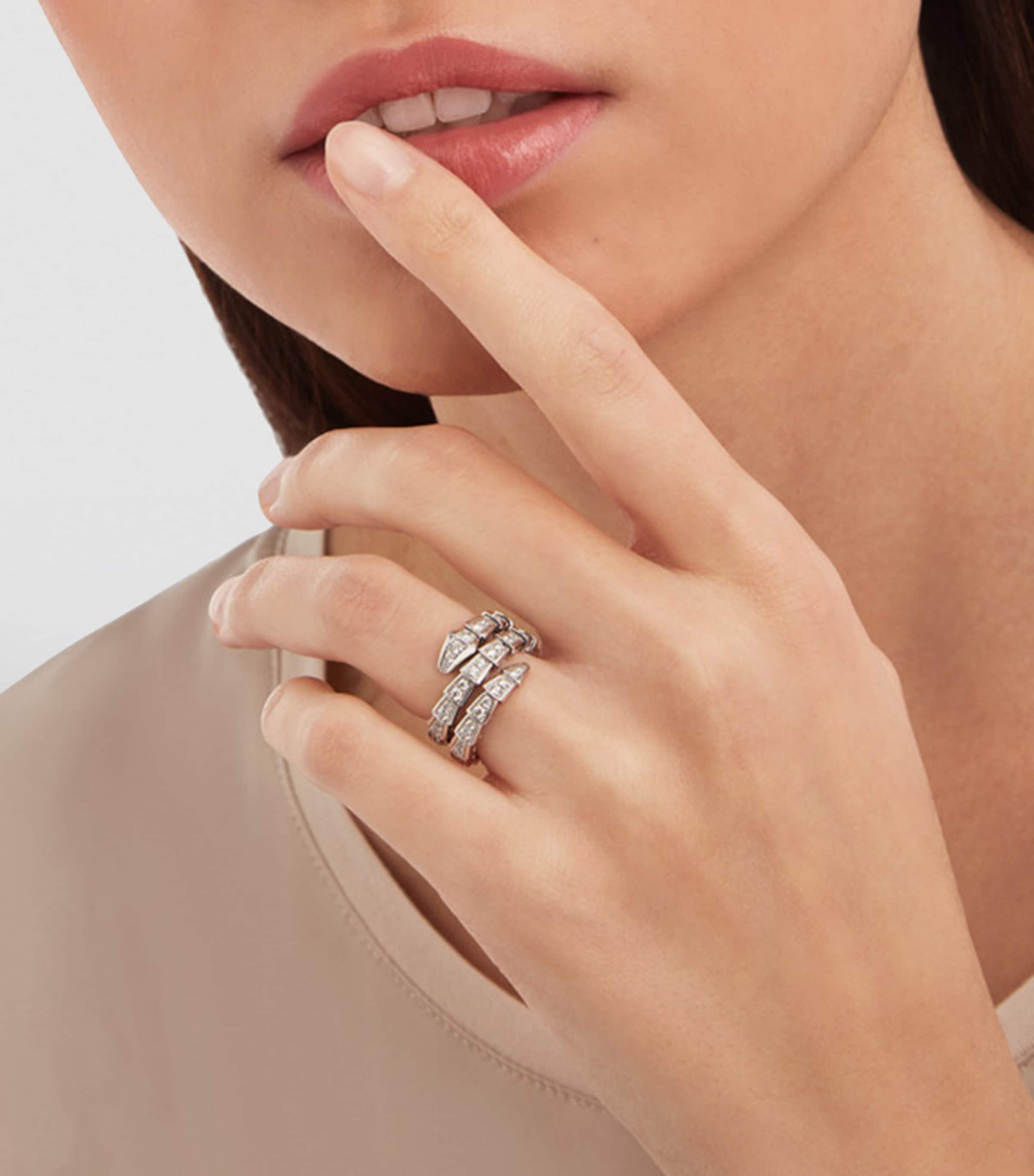Bvlgari Serpenti Viper ring in white gold and diamonds, UK version