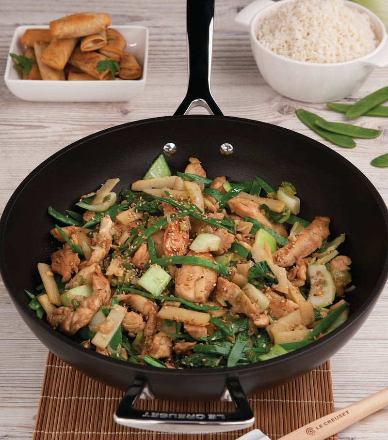 Le Creuset toughened non-stick stir-fry pan 30cm, UK version