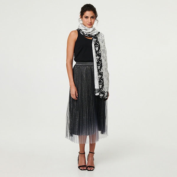 Izabel London Schal mit Wendeblumenmuster und floralem Muster (britische Marke)