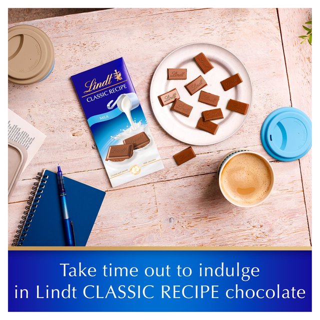 Lindt Classic Recipe Milk Chocolate Sharing Bar   190g GOODS M&S   