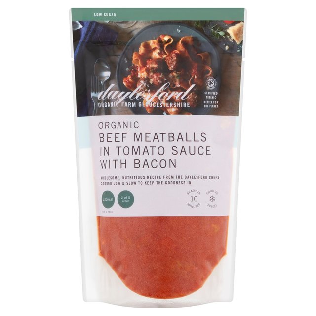 Daylesford Organic Beef Meatballs with Smoked Bacon in Tomato Sauce   550g GOODS M&S   