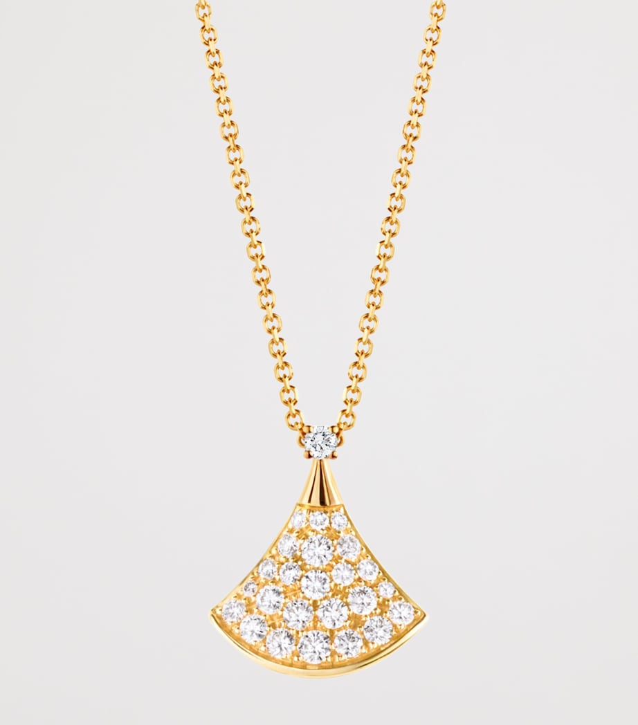 Bvlgari Divas Dream necklace 18kt gold diamonds (British brand)