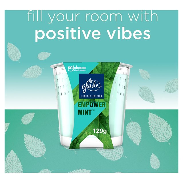 Glade Scented Candle Empowermint   129g GOODS M&S   