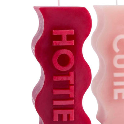 M&S M&S Hottie & Cutie Uparfumerte Søylelys - Kjøp online hos McGrocer