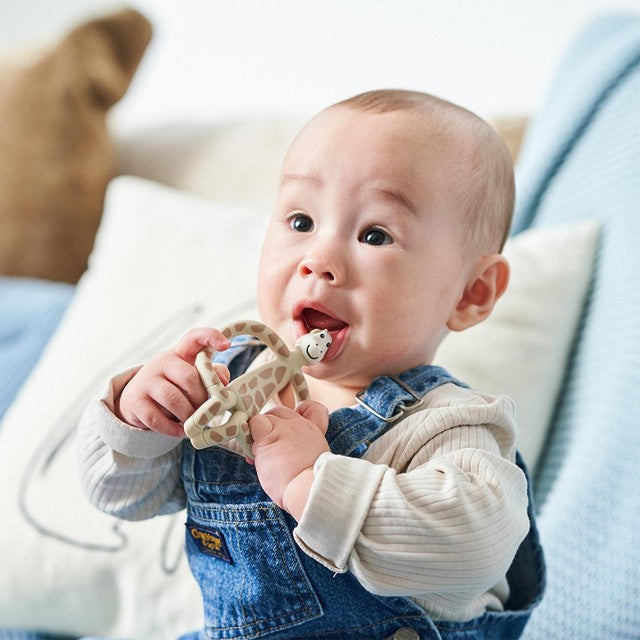 Matchstick Monkey Gigi Giraffe teether 11cm, imported from the UK
