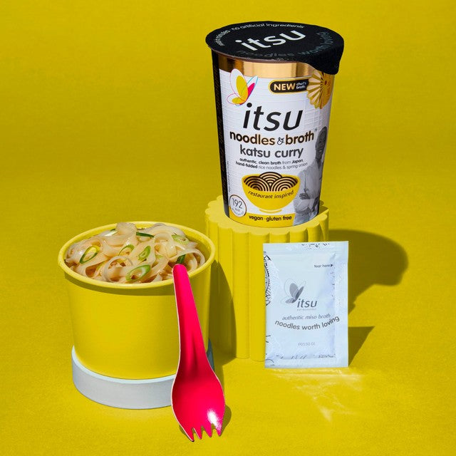 Itsu Katsu Curry instant noodles pot 64g, UK version