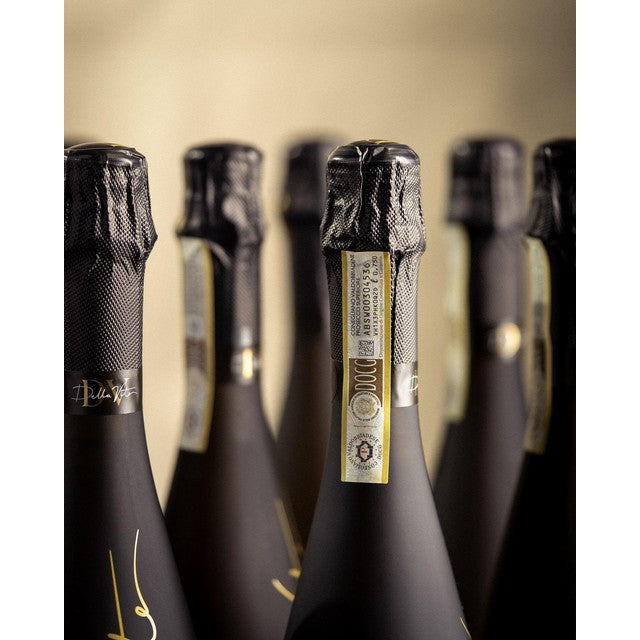 Della Vite Prosecco Superiore DOCG 75cl, imported from Italy