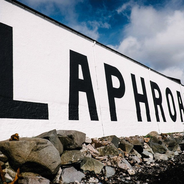 Laphroaig Islay Select single malt Scotch whisky 70cl, UK version