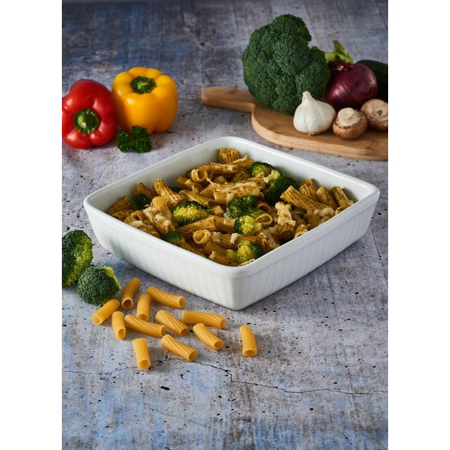 Mason Cash Classic Collection square roasting dish 24cm, imported from the UK