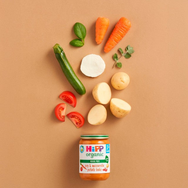 HiPP baby food jar with vegetable and mozzarella potato bake 190g, UK version