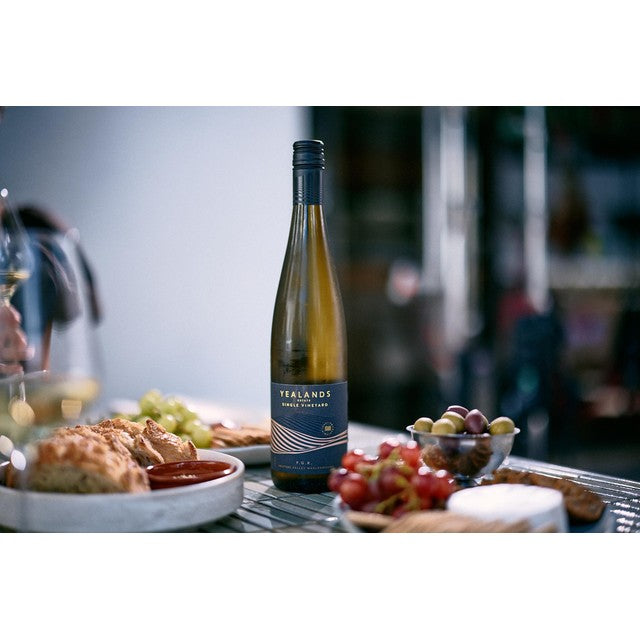 Yealands Single Vineyard PGR white wine 75cl from New Zealand