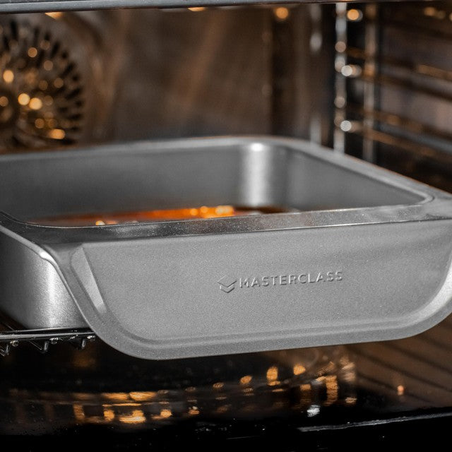 Masterclass Smart Stack non-stick square baking tin 28x24.5x6cm, imported from the UK