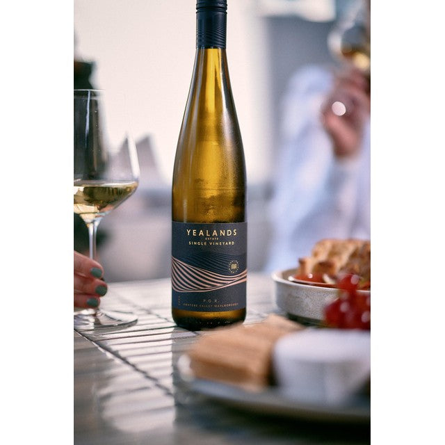 Yealands Single Vineyard PGR white wine 75cl from New Zealand