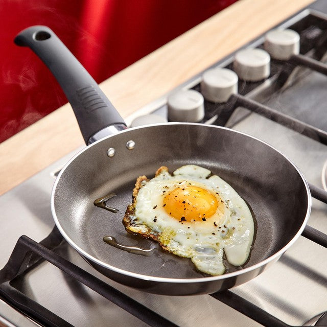Judge Everyday Frying Pan 20cm non-stick surface, UK version