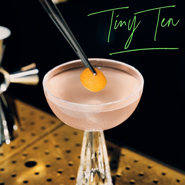 Tanqueray No. Ten gin 70cl (British brand)