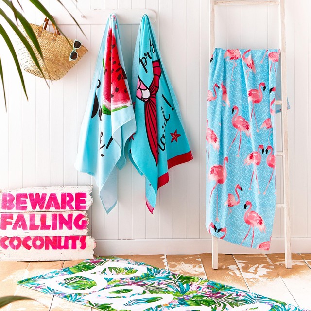 Catherine Lansfield Flamingo beach towel 76x160cm (British brand)