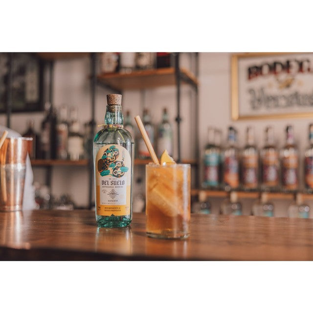 Del Suelo Espadin Mezcal 70cl - British product