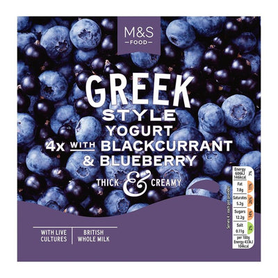 M&S زبادي يوناني الكشمش الأسود والتوت الأزرق 4 × 140 جرام