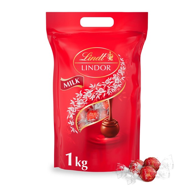 Lindt LINDOR milk chocolate truffles 1kg bag, UK version