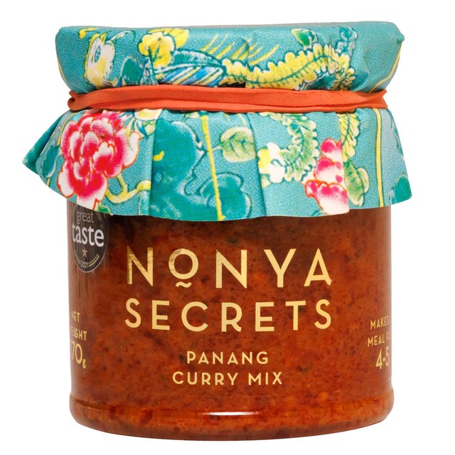 Nonya Secrets Panang curry mix glass jar, UK version