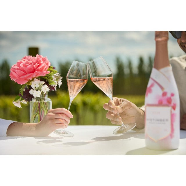 Nyetimber Limited Edition Rosé sparkling wine, UK version