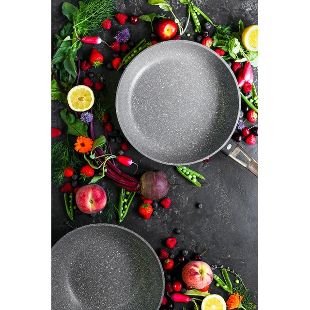 Masterclass cast aluminium frying pan 28cm, imported from the UK