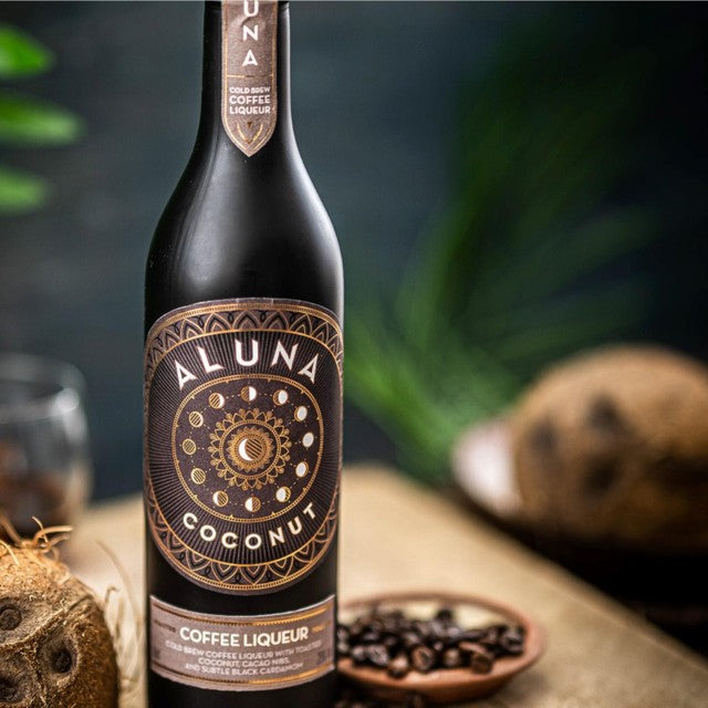 Aluna coconut coffee rum liqueur 50cl - British product