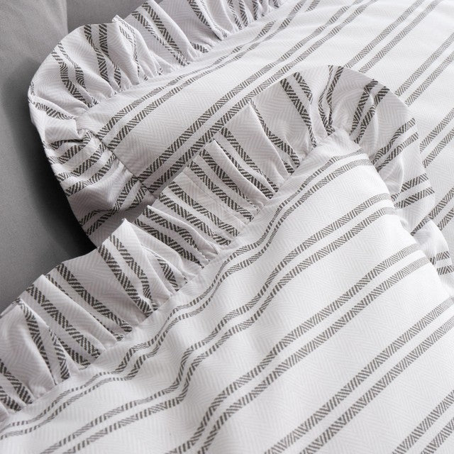 Turner Bianca Striped King Duvet Set (British brand)