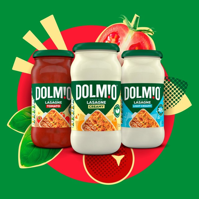 Dolmio creamy white lasagne sauce jar (British brand)