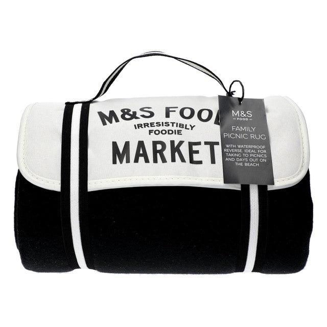 M&S family picnic rug 175x135cm waterproof reverse, imported from the UK