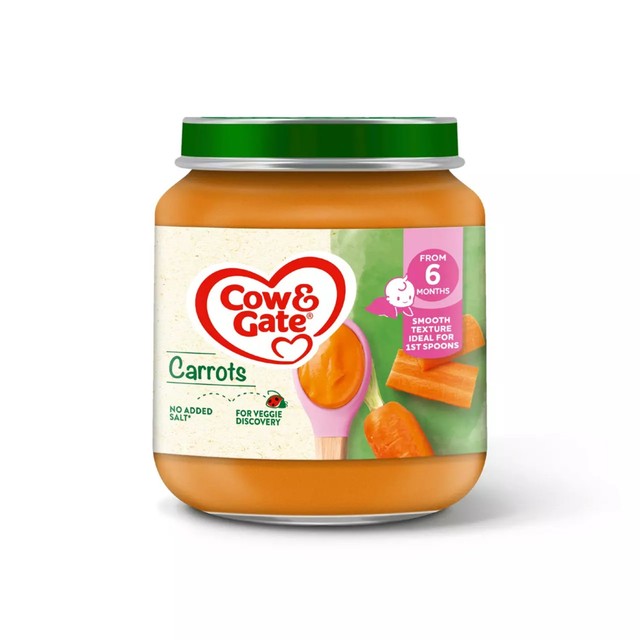 Cow & Gate carrot baby food jar 125g - British product