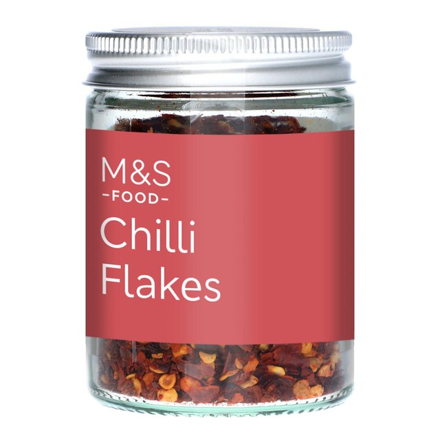 M&S dried red chilli flakes 30g - British product