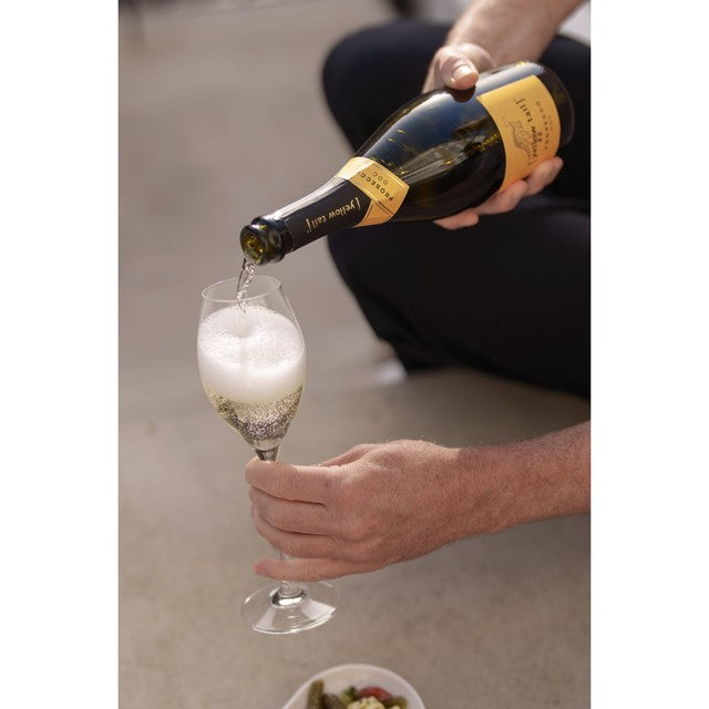 Yellow Tail Prosecco sparkling wine 75cl (British brand)