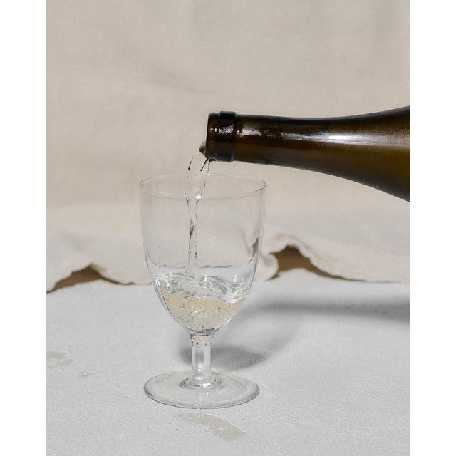 Wednesday's Domaine Piquant alcohol-free wine 75cl (British brand)