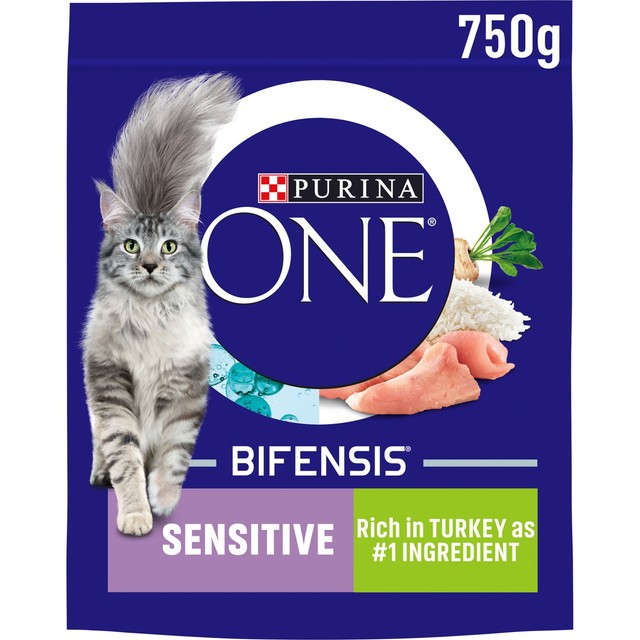 Purina One sensitive turkey dry cat food 750g, imported from the UK