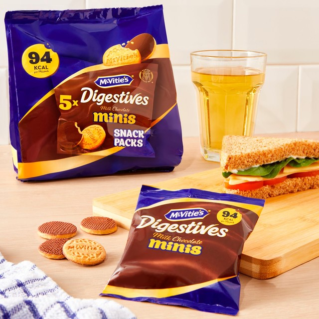 McVitie's chocolate digestive mini biscuits 5-pack, imported from the UK