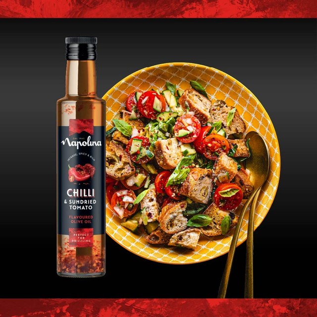 Napolina chilli & sundried tomato flavoured olive oil 250ml, imported from the UK