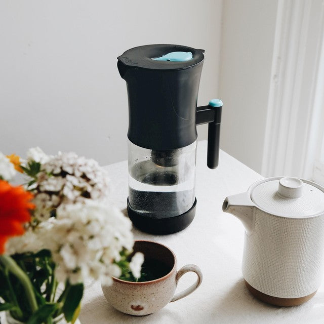 Phox V2 2.2L glass filter jug, imported from the UK