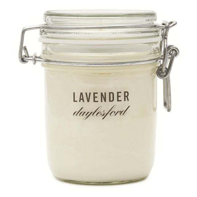 Daylesford Organic lavender scented candle 180g - British product