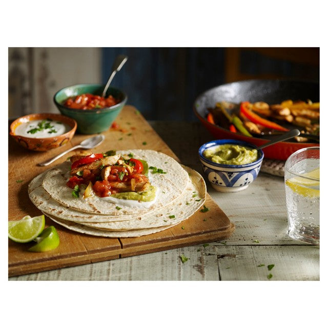 Old El Paso smoky BBQ fajita kit 500g, imported from the UK