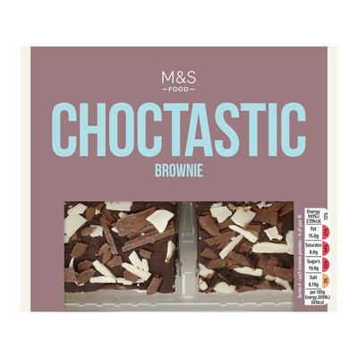 M&S M&S Melke-, hvit- og mørk sjokolade Brownie Squares - Kjøp online hos McGrocer