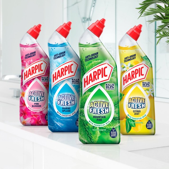 Harpic Active Fresh Pine toilet cleaner gel 750ml, UK version