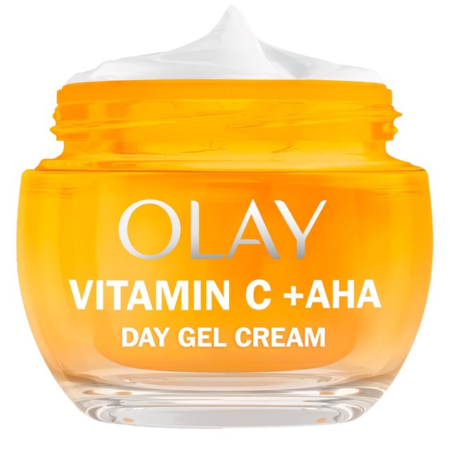 Olay Regenerist Vitamin C Facial Moisturiser 50ml, imported from the UK