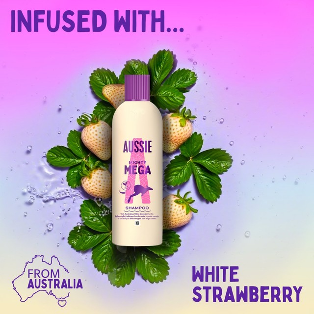 Aussie Mega White Strawberry shampoo 300ml - British product