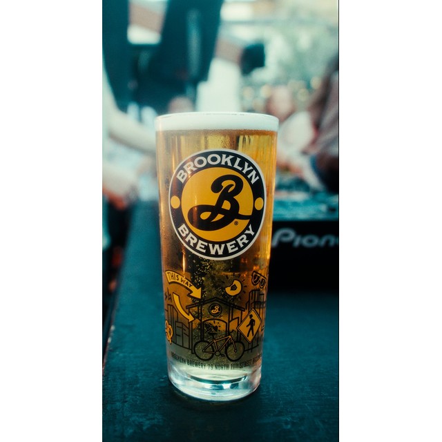 Brooklyn Lager Crisp Pilsner 440ml Cans, UK version
